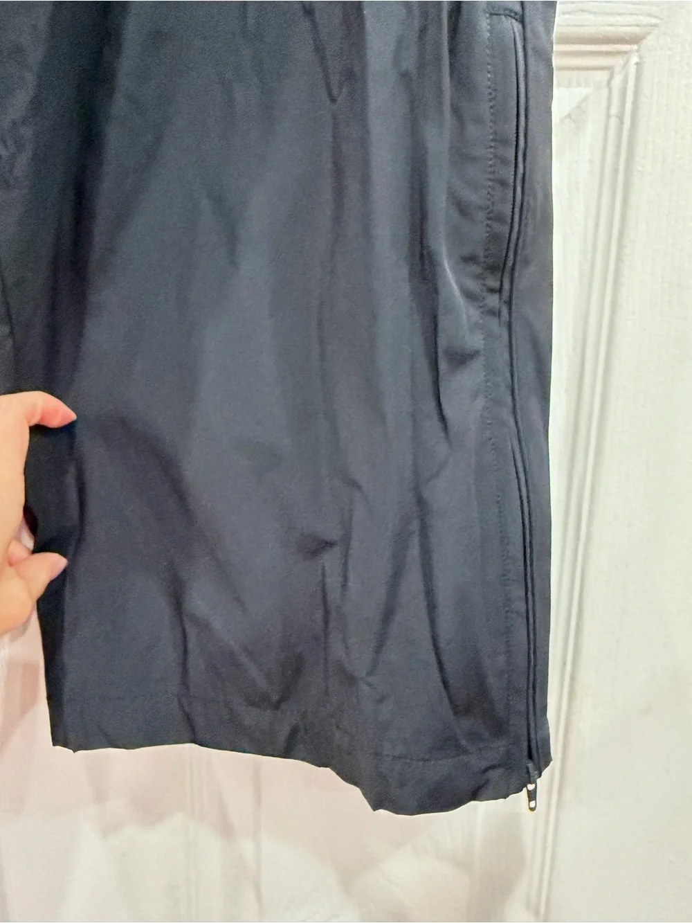SKIMS NIKE NWT Woven Nylon Pants in OBSIDIAN SZ XS - Picture 9 of 10